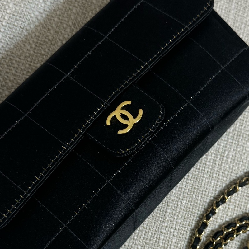 新上架❤️‍🔥藏家級🖤Chanel Vintage🖤山茶花黑色緞面冰格CF小包/香奈兒山茶花cf-32