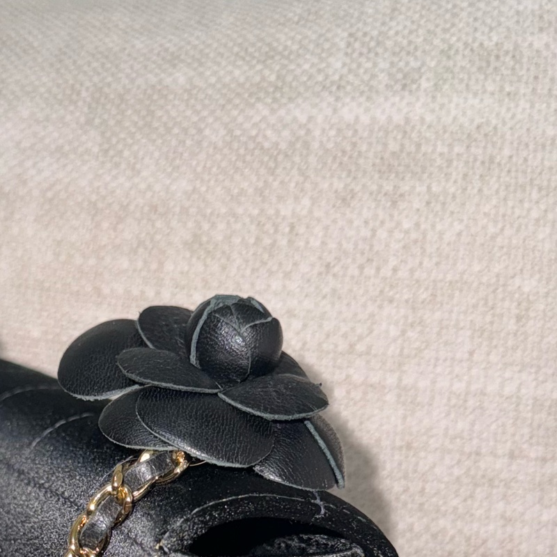 新上架❤️‍🔥藏家級🖤Chanel Vintage🖤山茶花黑色緞面冰格CF小包/香奈兒山茶花cf-37