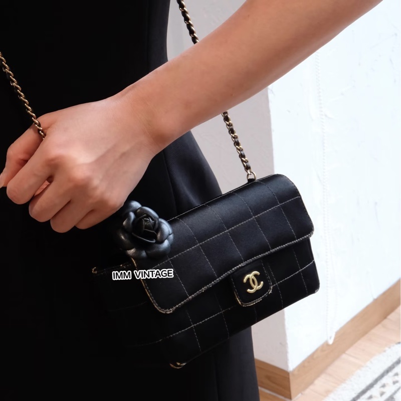 新上架❤️‍🔥藏家級🖤Chanel Vintage🖤山茶花黑色緞面冰格CF小包/香奈兒山茶花cf-6