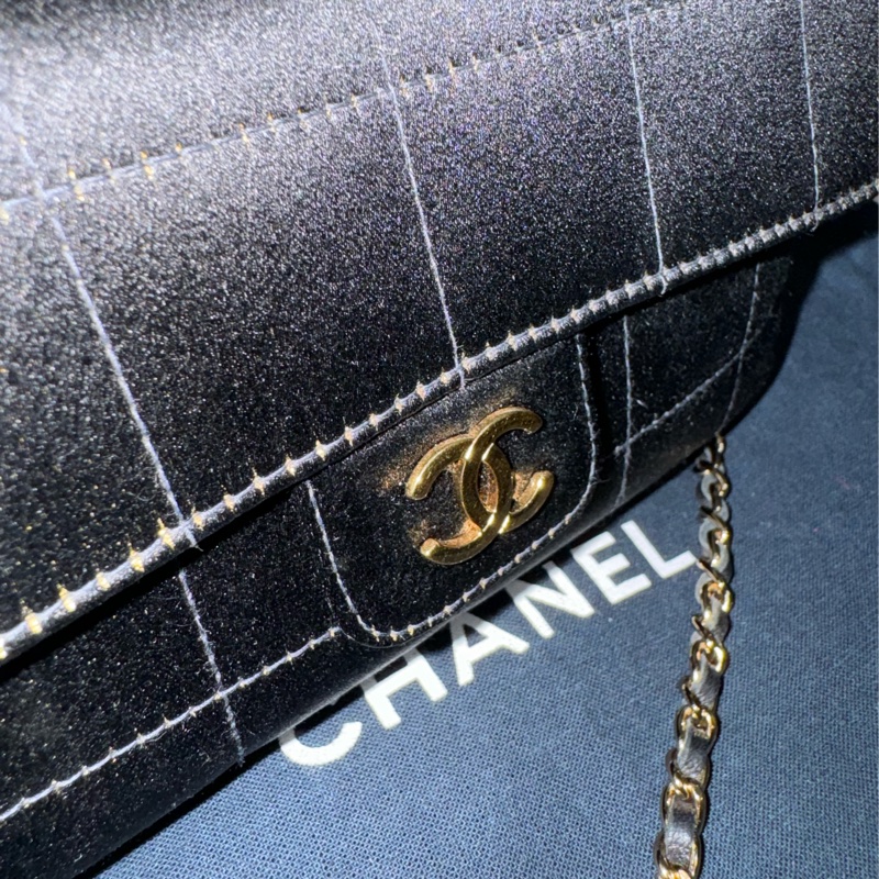 新上架❤️‍🔥藏家級🖤Chanel Vintage🖤山茶花黑色緞面冰格CF小包/香奈兒山茶花cf-43