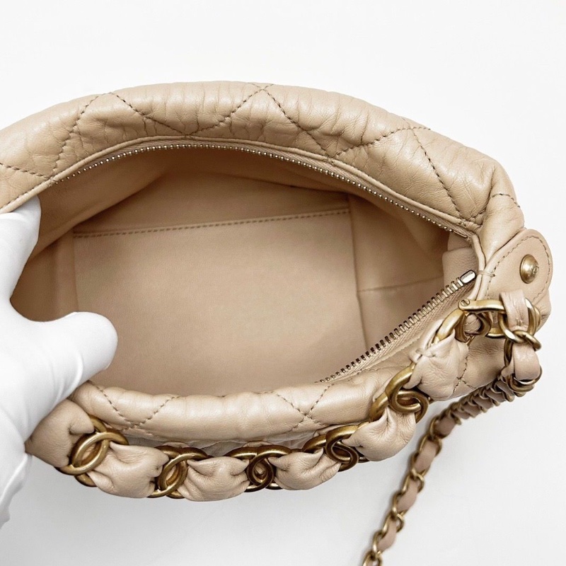 CHANEL 米色流浪hobo手提肩背斜背飯盒包14.5*14*12 98新配件塵袋-6