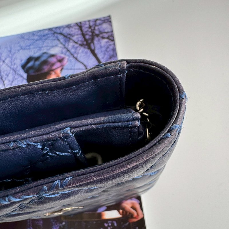 😍特殊色 Chanel 藍莓色大雙C羊皮菱格紋WOC-6