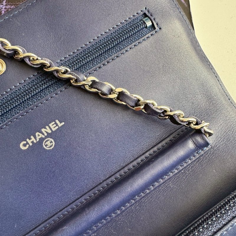 😍特殊色 Chanel 藍莓色大雙C羊皮菱格紋WOC-10