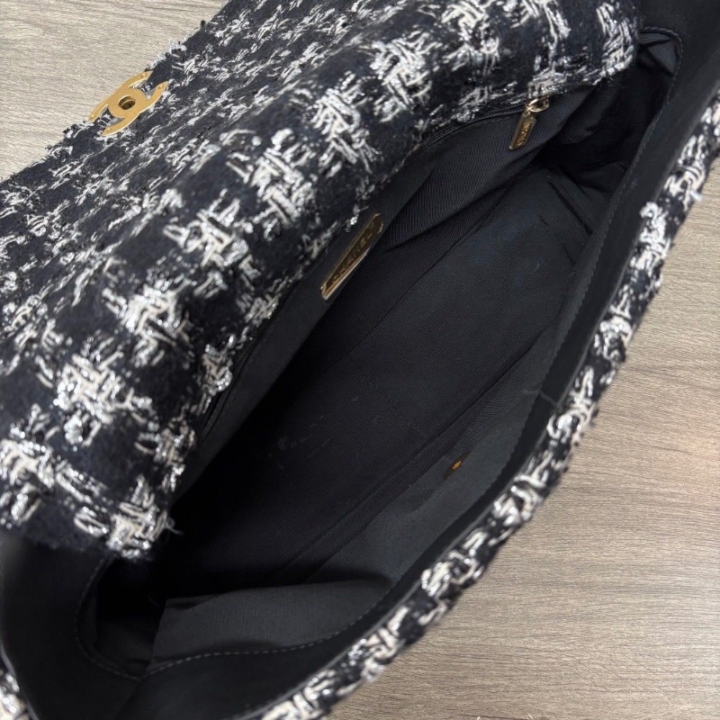 CHANEL 19bagmaxi黑白 千鳥格毛呢手提肩背斜背包37*24*12 98新配件塵袋-5
