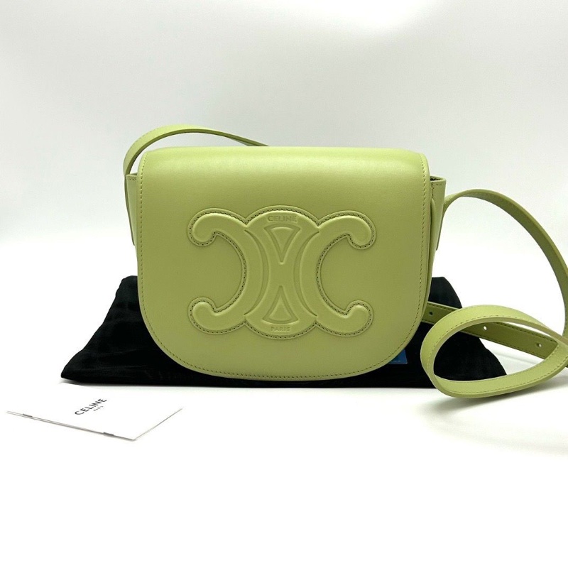 CELINE FOLCO酪梨綠凱旋門磁吸扣斜背包19*15*7 98新配件塵袋-1