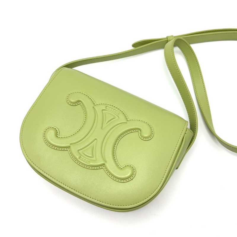 CELINE FOLCO酪梨綠凱旋門磁吸扣斜背包19*15*7 98新配件塵袋-3