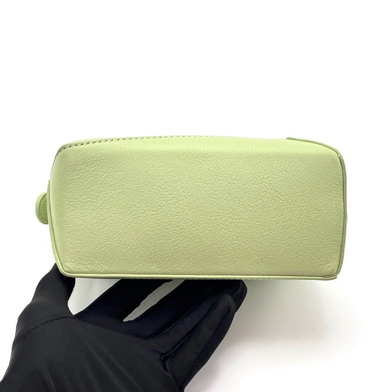 LOEWE 酪梨綠金扣Puzzle mini17*11*7.5 98新配件塵袋-3