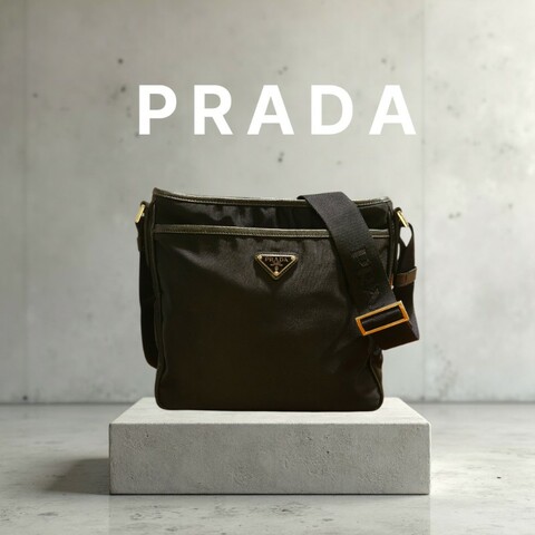 ✈️老闆出國不在‼️狂降甜價至4/5（原23800）【8成新】㊣✨PRADA✨（附防塵袋）普拉達 黑色 帆布 皮革 口袋 雙面 郵差包 肩背包 斜背包 /二手包/二手精品🌳二手樹屋🌳