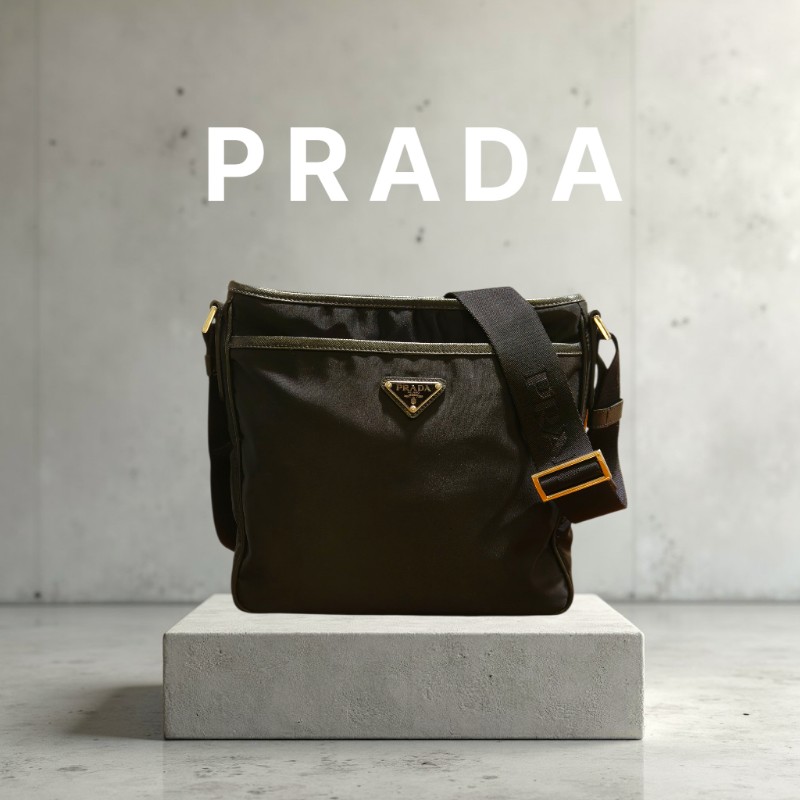 【🐴馬上下單最優惠】🧧限時降價至2/11（原$18800）【8成新】㊣✨PRADA✨（附防塵袋）普拉達 黑色 帆布 皮革 口袋 雙面 郵差包 肩背包 斜背包 /二手包/二手精品🌳二手樹屋🌳-0