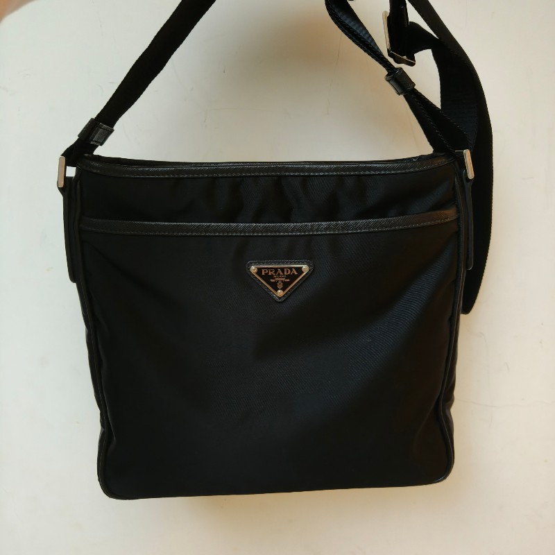 【🐴馬上下單最優惠】🧧限時降價至2/11（原$18800）【8成新】㊣✨PRADA✨（附防塵袋）普拉達 黑色 帆布 皮革 口袋 雙面 郵差包 肩背包 斜背包 /二手包/二手精品🌳二手樹屋🌳-2