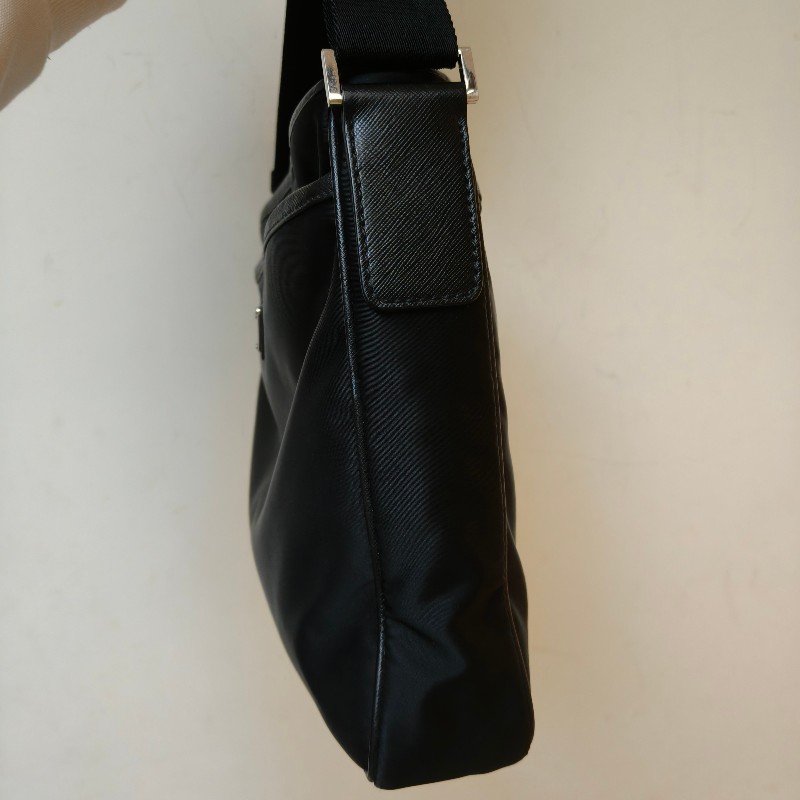 【🐴馬上下單最優惠】🧧限時降價至2/11（原$18800）【8成新】㊣✨PRADA✨（附防塵袋）普拉達 黑色 帆布 皮革 口袋 雙面 郵差包 肩背包 斜背包 /二手包/二手精品🌳二手樹屋🌳-3