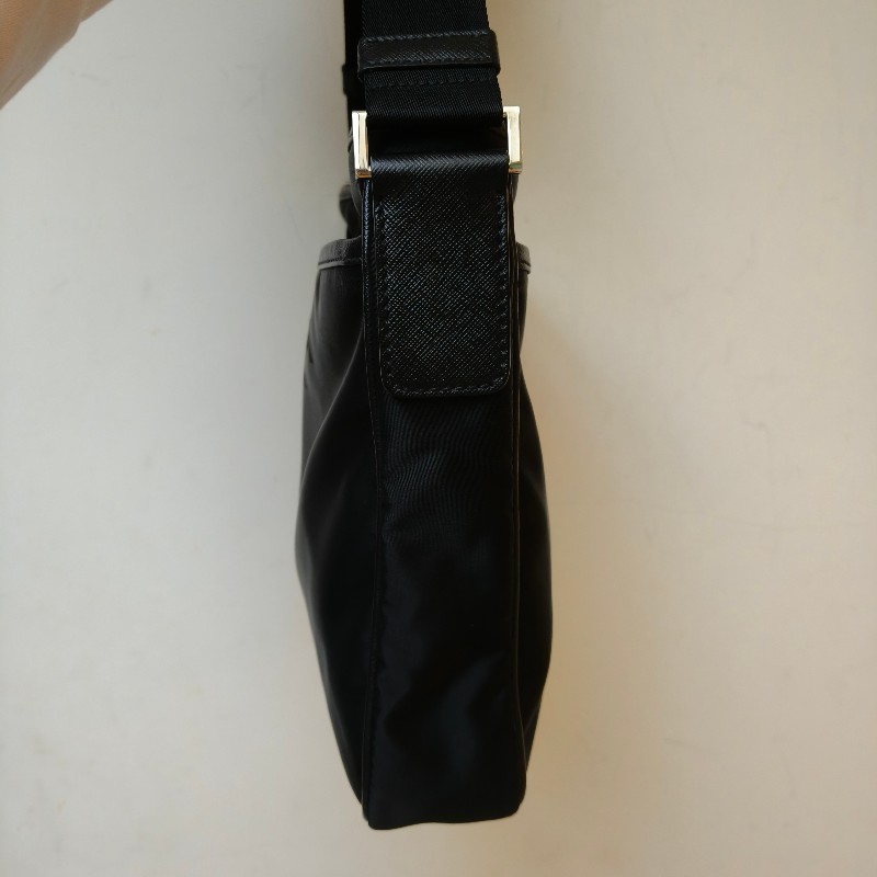 【🐴馬上下單最優惠】🧧限時降價至2/11（原$18800）【8成新】㊣✨PRADA✨（附防塵袋）普拉達 黑色 帆布 皮革 口袋 雙面 郵差包 肩背包 斜背包 /二手包/二手精品🌳二手樹屋🌳-5