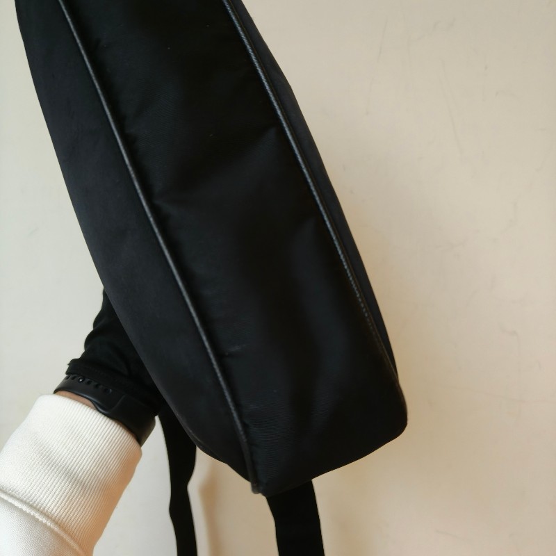 【🐴馬上下單最優惠】🧧限時降價至2/11（原$18800）【8成新】㊣✨PRADA✨（附防塵袋）普拉達 黑色 帆布 皮革 口袋 雙面 郵差包 肩背包 斜背包 /二手包/二手精品🌳二手樹屋🌳-12