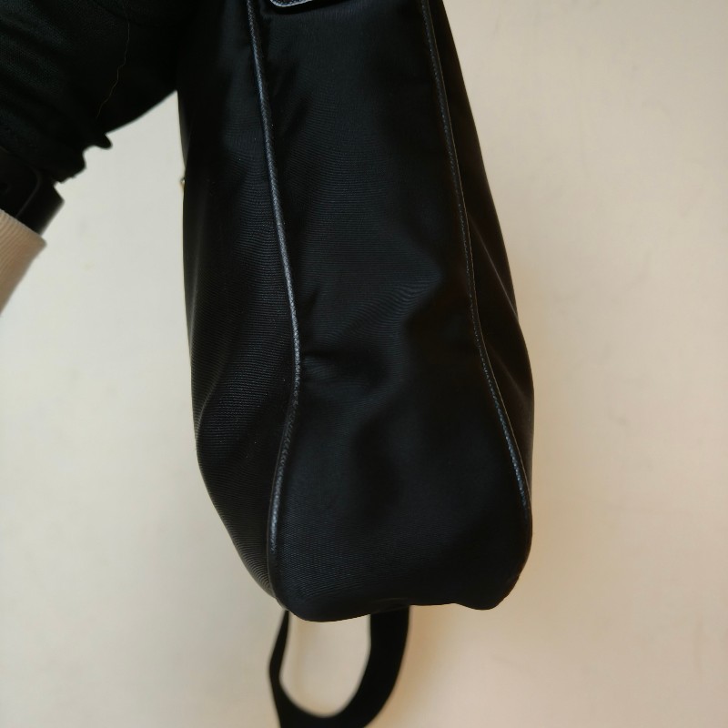 【🐴馬上下單最優惠】🧧限時降價至2/11（原$18800）【8成新】㊣✨PRADA✨（附防塵袋）普拉達 黑色 帆布 皮革 口袋 雙面 郵差包 肩背包 斜背包 /二手包/二手精品🌳二手樹屋🌳-20