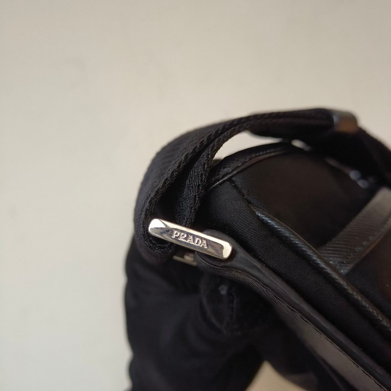【🐴馬上下單最優惠】🧧限時降價至2/11（原$18800）【8成新】㊣✨PRADA✨（附防塵袋）普拉達 黑色 帆布 皮革 口袋 雙面 郵差包 肩背包 斜背包 /二手包/二手精品🌳二手樹屋🌳-21