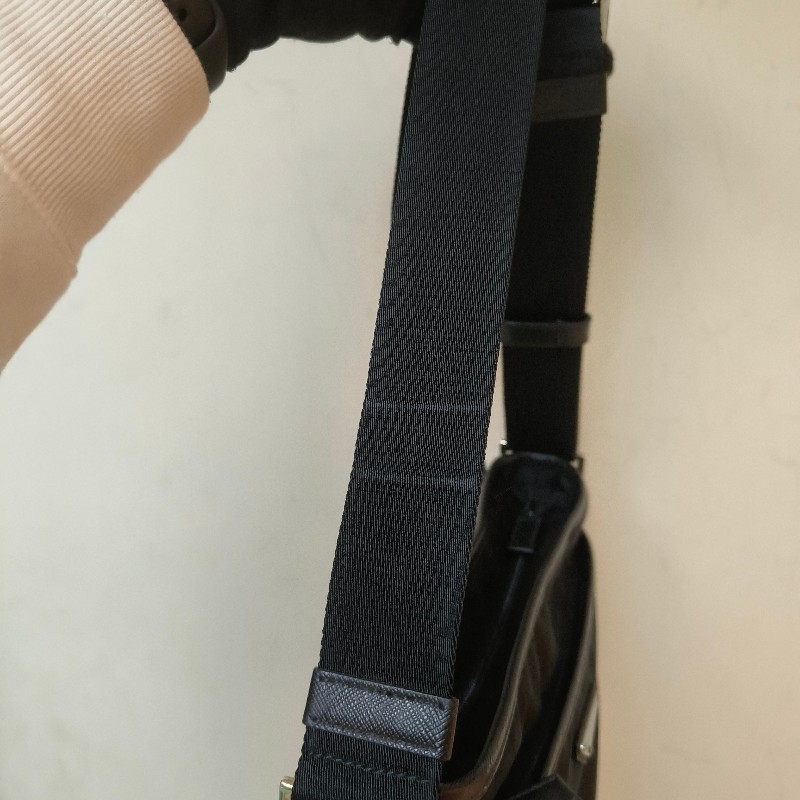 【🐴馬上下單最優惠】🧧限時降價至2/11（原$18800）【8成新】㊣✨PRADA✨（附防塵袋）普拉達 黑色 帆布 皮革 口袋 雙面 郵差包 肩背包 斜背包 /二手包/二手精品🌳二手樹屋🌳-33