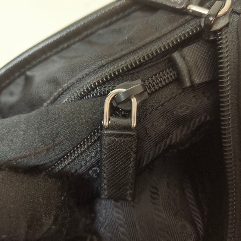 【🐴馬上下單最優惠】🧧限時降價至2/11（原$18800）【8成新】㊣✨PRADA✨（附防塵袋）普拉達 黑色 帆布 皮革 口袋 雙面 郵差包 肩背包 斜背包 /二手包/二手精品🌳二手樹屋🌳-42