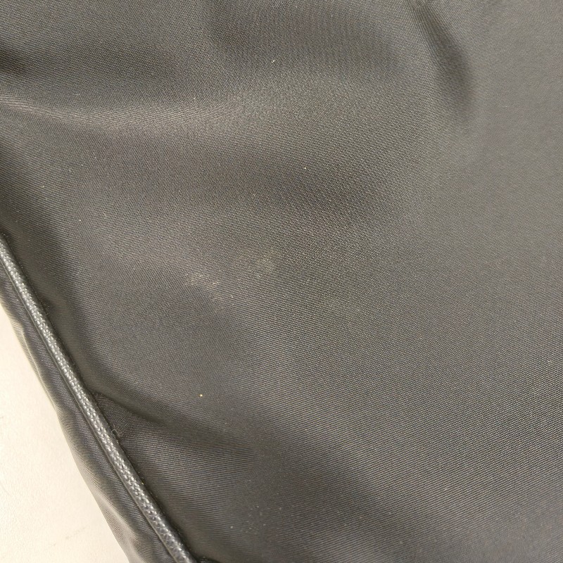 ✈️老闆出國不在‼️狂降甜價至4/5(原23800)【8成新】㊣✨PRADA✨(附防塵袋)普拉達 黑色 帆布 皮革 口袋 雙面 郵差包 肩背包 斜背包 /二手包/二手精品🌳二手樹屋🌳-45