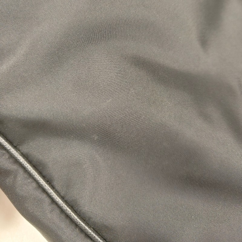 ✈️老闆出國不在‼️狂降甜價至4/5(原23800)【8成新】㊣✨PRADA✨(附防塵袋)普拉達 黑色 帆布 皮革 口袋 雙面 郵差包 肩背包 斜背包 /二手包/二手精品🌳二手樹屋🌳-46