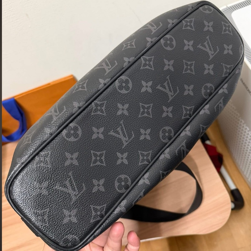 Lv黑色老花商務手提/肩背/托特包-4