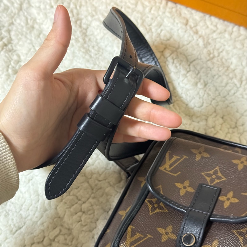 Louis Vuitton 🤎老花拉鍊單肩包/LV 斜背包/側背包/相機包 M69404-21