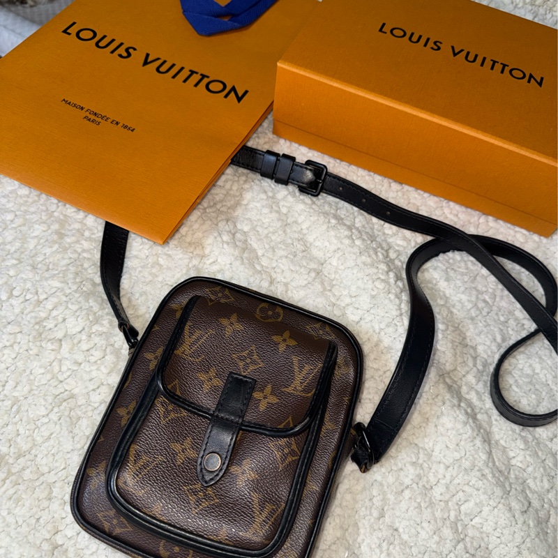 Louis Vuitton 🤎老花拉鍊單肩包/LV 斜背包/側背包/相機包 M69404-37