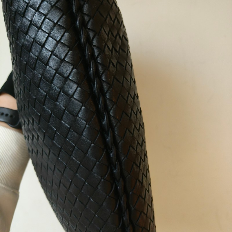 【8成新】㊣✨Bottega Veneta ✨寶緹嘉 BV Hop Bag 羊皮 黑色 編織 手提包 肩背包 腋下包 月牙包 /二手包/二手精品/保證正品🌳二手樹屋🌳-9