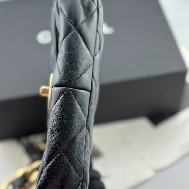 近新品 香奈兒/Chanel 黑金方胖子粗鏈條肩背包 芯片款-8