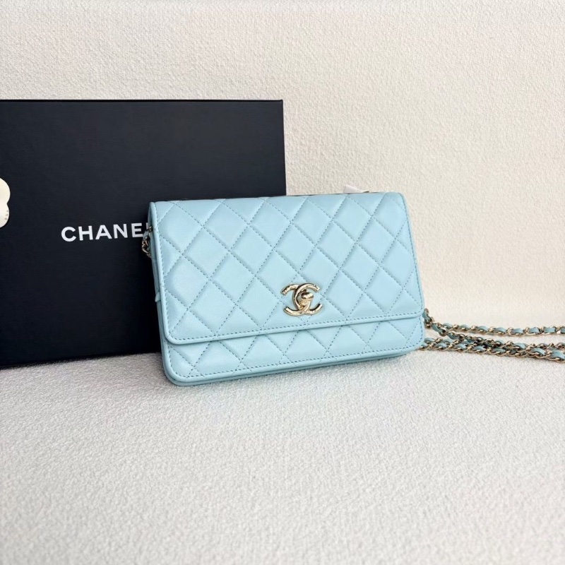 ChanelTrendyCC woc淺藍色金扣 羊皮 19*12*2 98新配件盒子塵袋保卡購證-2