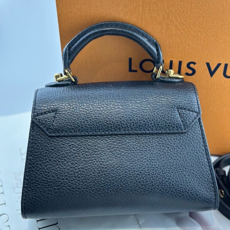 芯片款 路易威登/Louis Vuitton Twist One Handle黑金小號扭扭包-1