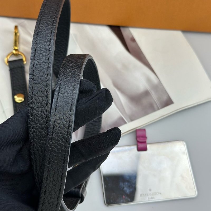 芯片款 路易威登/Louis Vuitton Twist One Handle黑金小號扭扭包-11