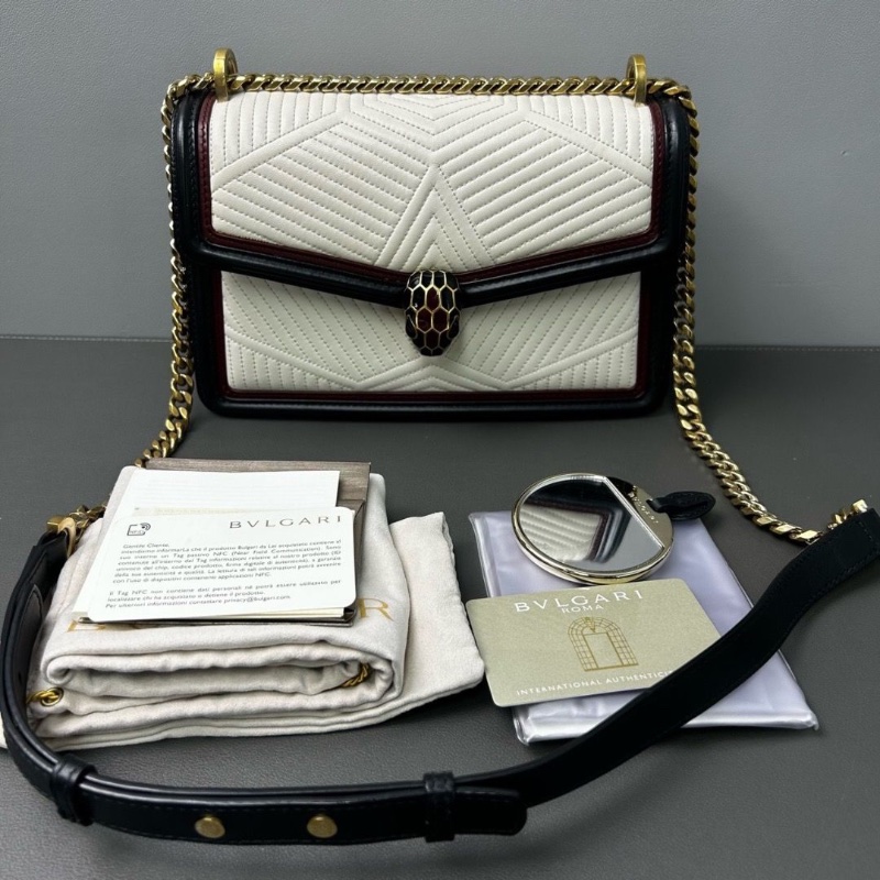 Bvlgari 白色黑蛇頭風琴包 24*16*7 98新配件塵袋保卡鏡子-1
