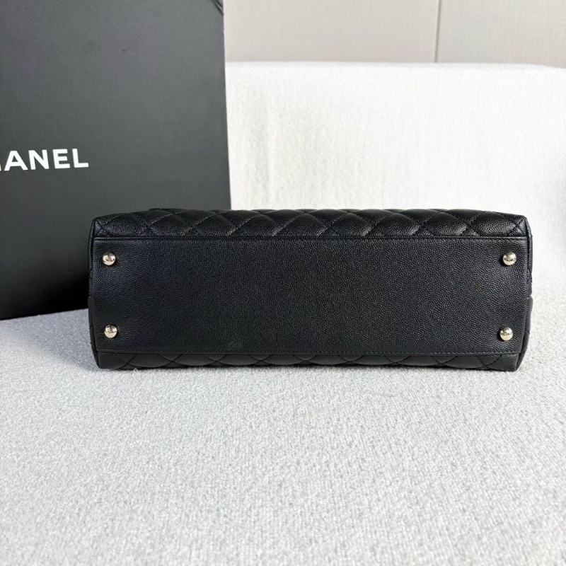 Chanel cocohandle黑金斜背包 荔枝皮 大號33*22*12 99新配件盒子塵袋保卡-4