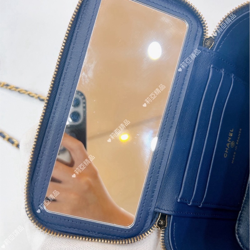 莉亞精品♡ Chaenel 手把長盒子藍 二手-17