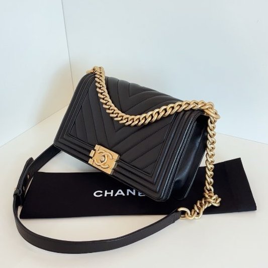 香奈兒/Chanel 經典Leboy中號 黑金牛皮V紋鏈條包-3