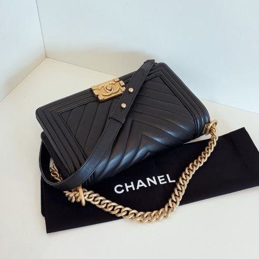 香奈兒/Chanel 經典Leboy中號 黑金牛皮V紋鏈條包-4