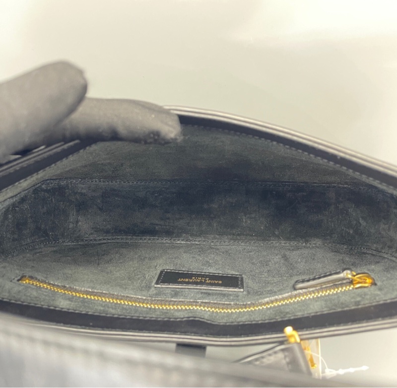 【簡約高級✨幾乎全新】SAINT LAURENT YSL LE5A7 金標Logo 腋下包|手提包~單肩包-7