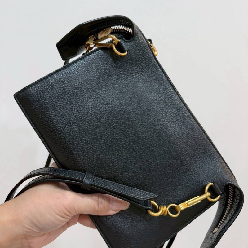 BALENCIAGA 巴黎世家 NEO CLASSIC 鉚釘 釦飾 拉鍊 斜背包 肩背包 側背包 手拿包-8