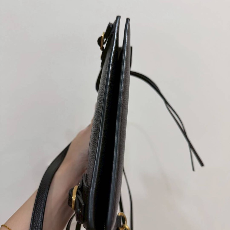 BALENCIAGA 巴黎世家 NEO CLASSIC 鉚釘 釦飾 拉鍊 斜背包 肩背包 側背包 手拿包-14