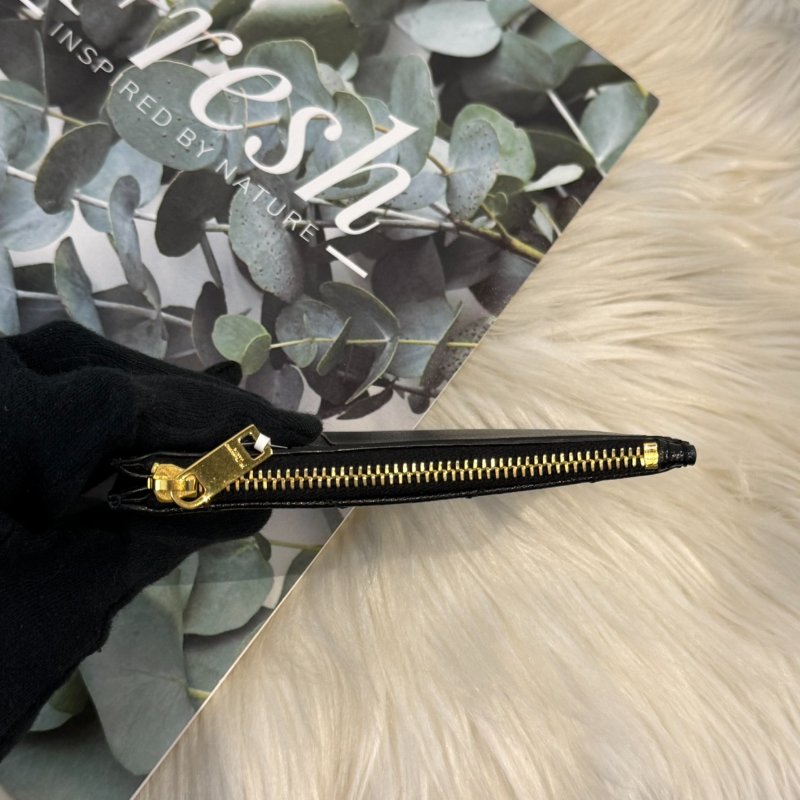 YSL V字縫線金屬LOGO魚子醬拉鍊 卡夾 零錢包-3