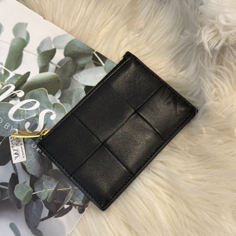 BV 編織一字拉鍊卡包-2