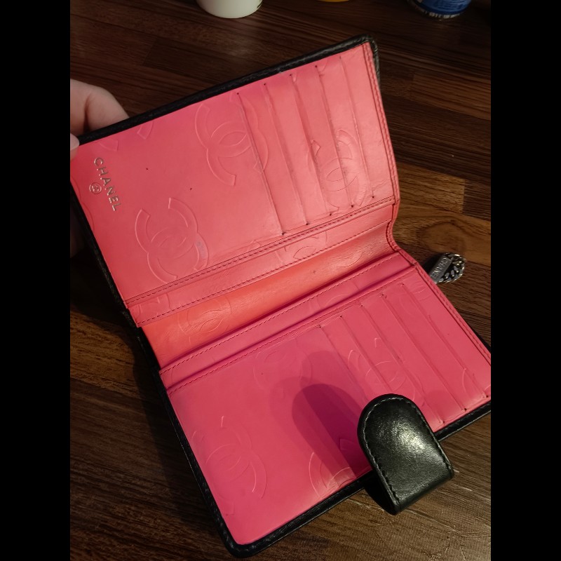 不議價特價出清,家人不使用的chanel香奈兒coco皮夾,功能正常,買到賺到-10