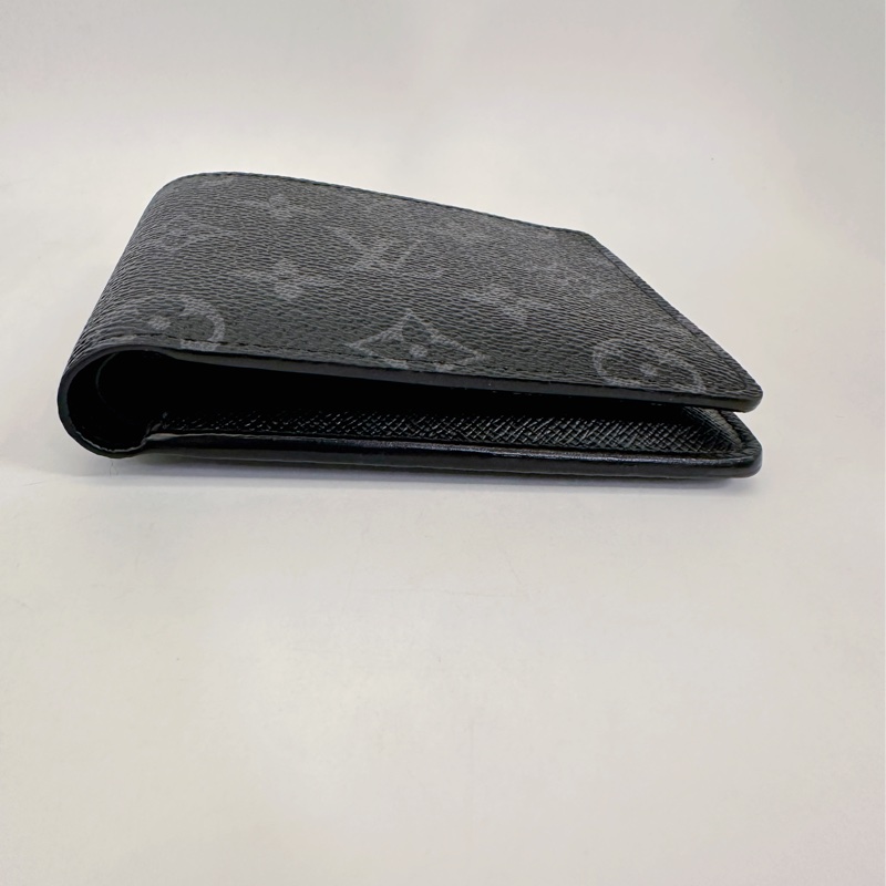 Lv 黑灰原花Multiple 5卡交叉對開短夾-1