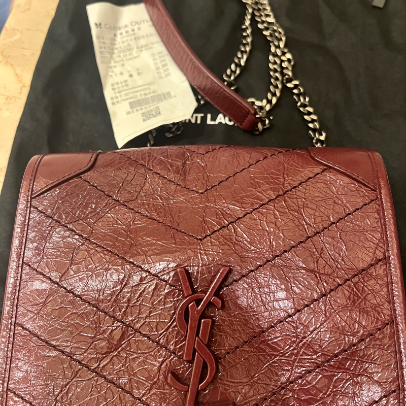 真品 YSL 酒紅色 揉面 小牛皮 山形紋 復古銀練 MINI NIKI 肩背包 斜背包華泰名品城-0