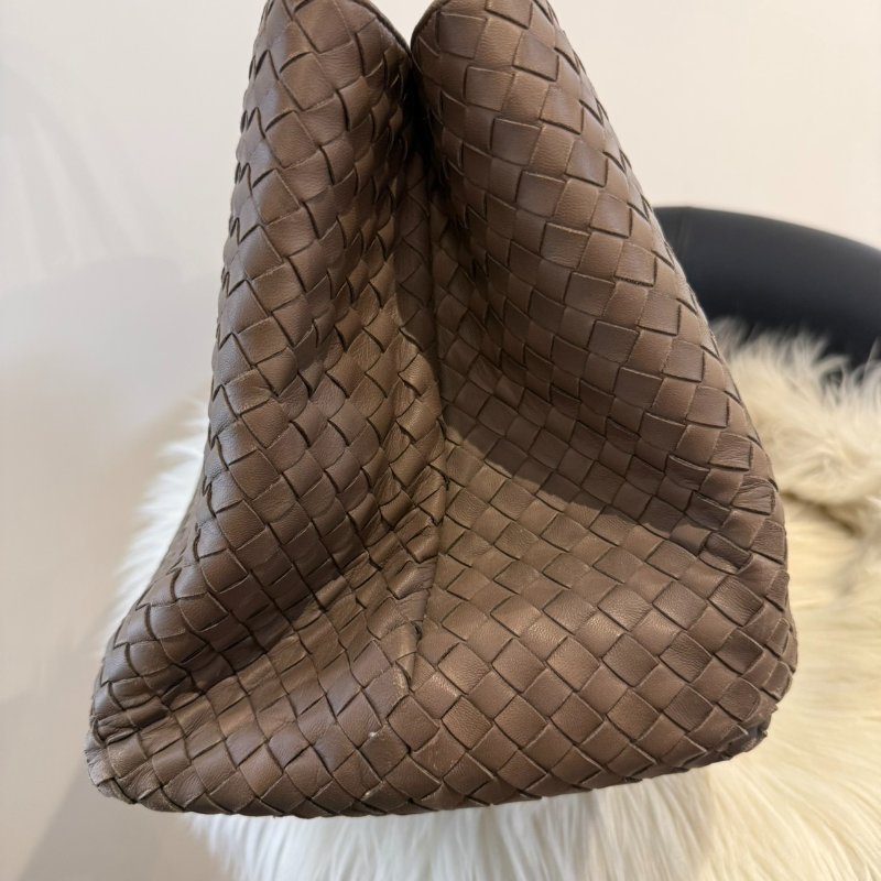 BV 納帕手提大包-4