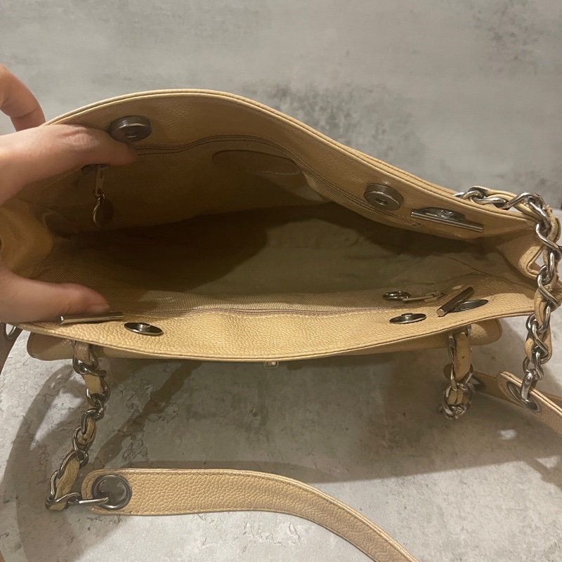 Chanel奶茶色小號奶粉包-4