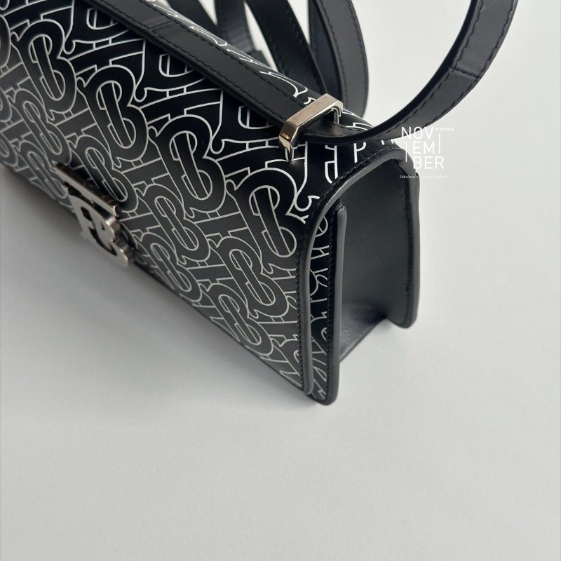 閒置新🫰🏻 Burberry 博伯利 TB 鎖釦包 黑(滿版Logo白字)-5
