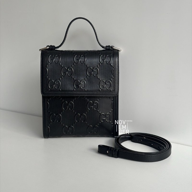 Gucci 黑色壓紋郵差包-0