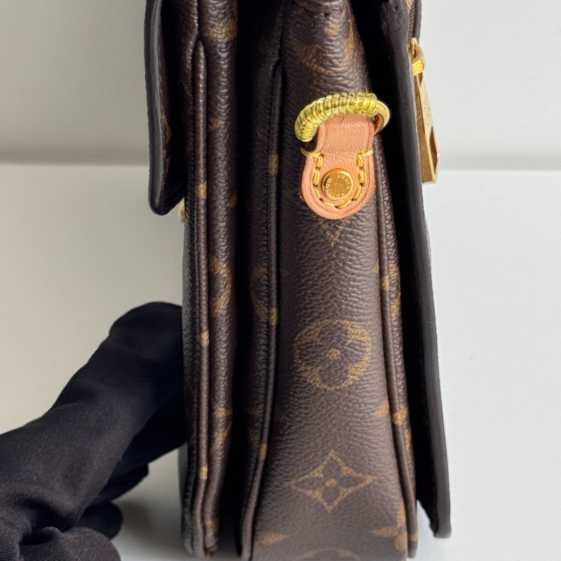 98新 全配有購證🙌🏻 Louis Vuitton LV 路易威登 Pochette Métis 郵差包-8