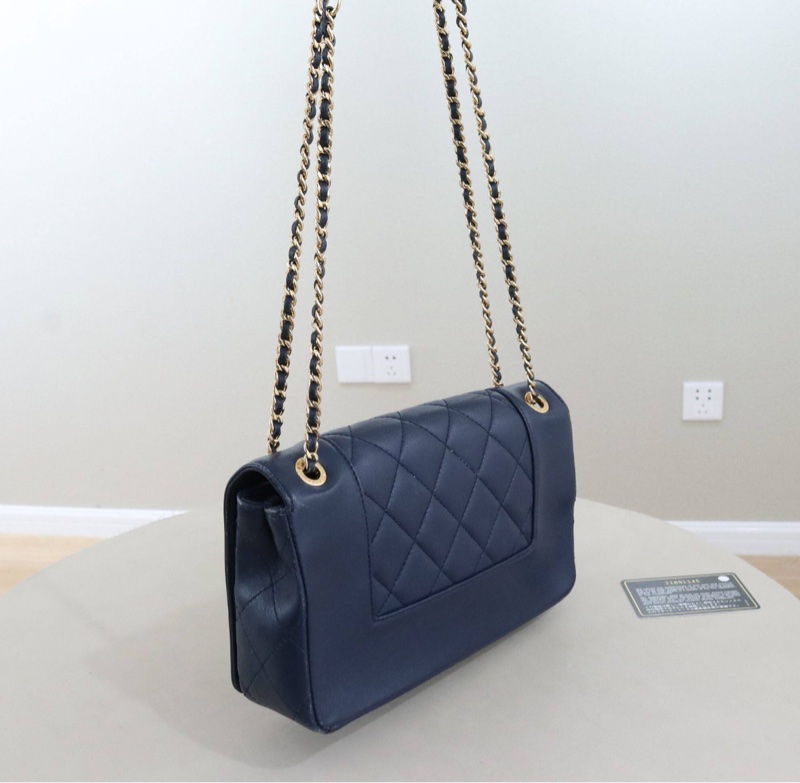 【經典復古✨帥氣型格😍全網最低價】Chanel 琺瑯扣翻蓋鏈條包 海軍藍 金鍊-2